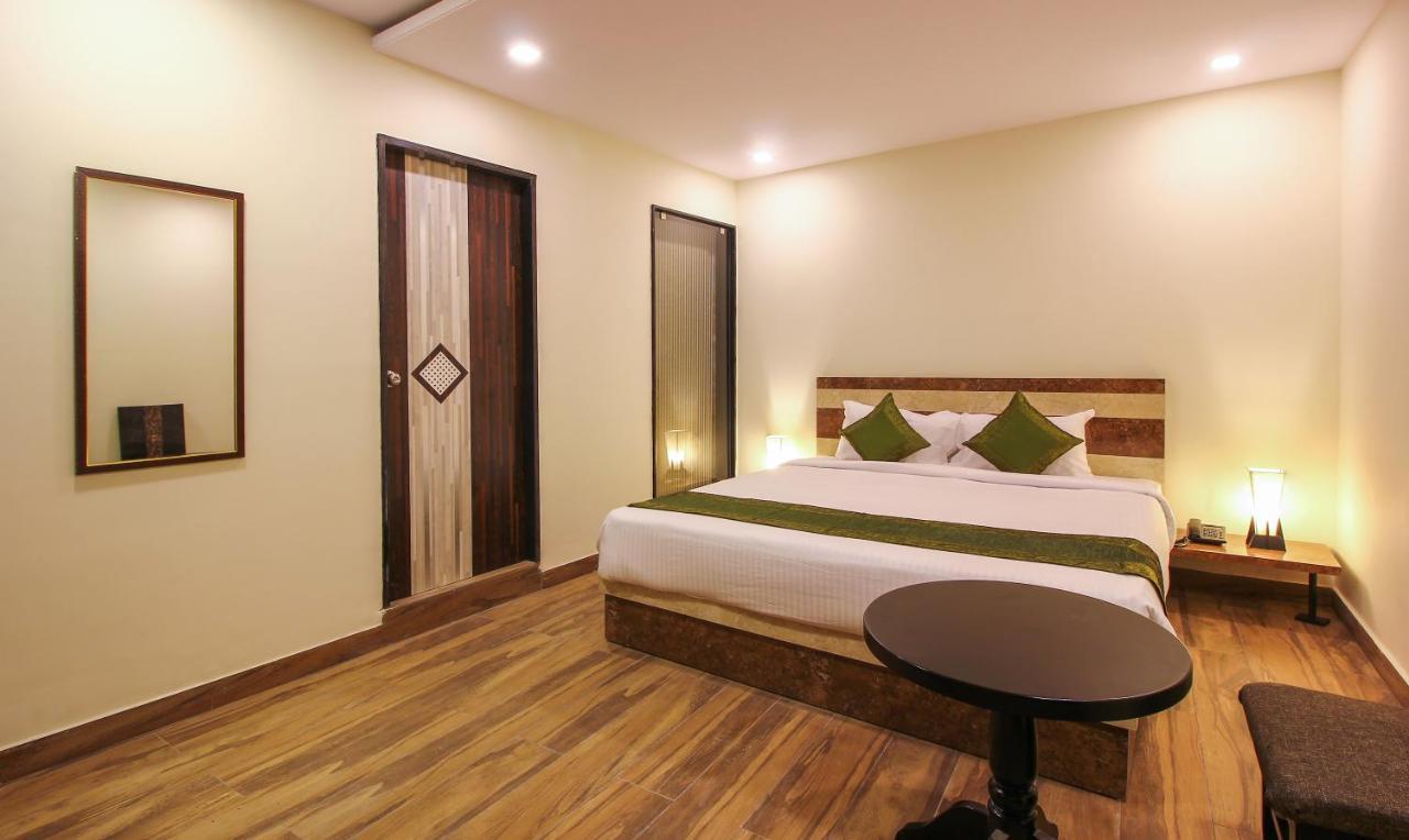 Treebo Address Inn, Banjara Hills Hyderabad Exterior photo