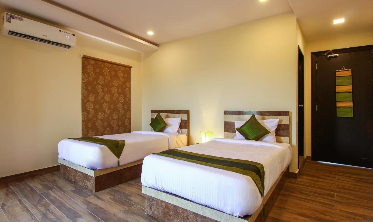 Treebo Address Inn, Banjara Hills Hyderabad Exterior photo