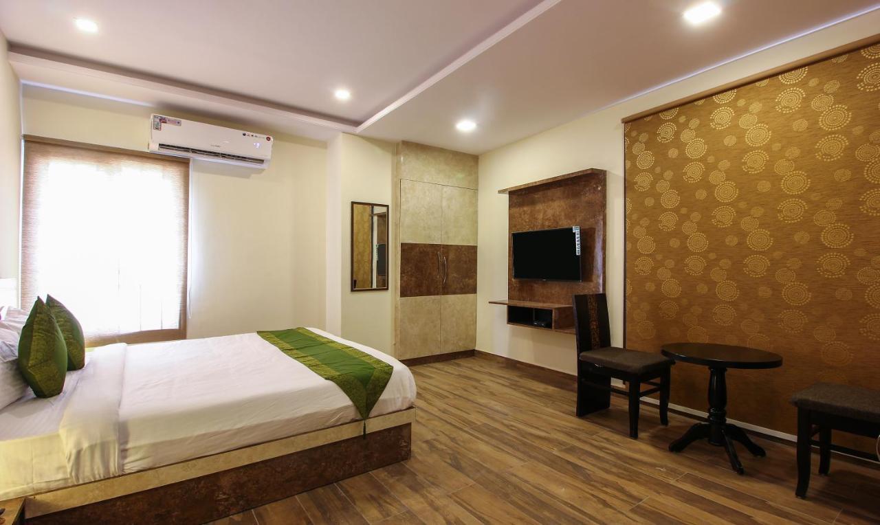 Treebo Address Inn, Banjara Hills Hyderabad Exterior photo