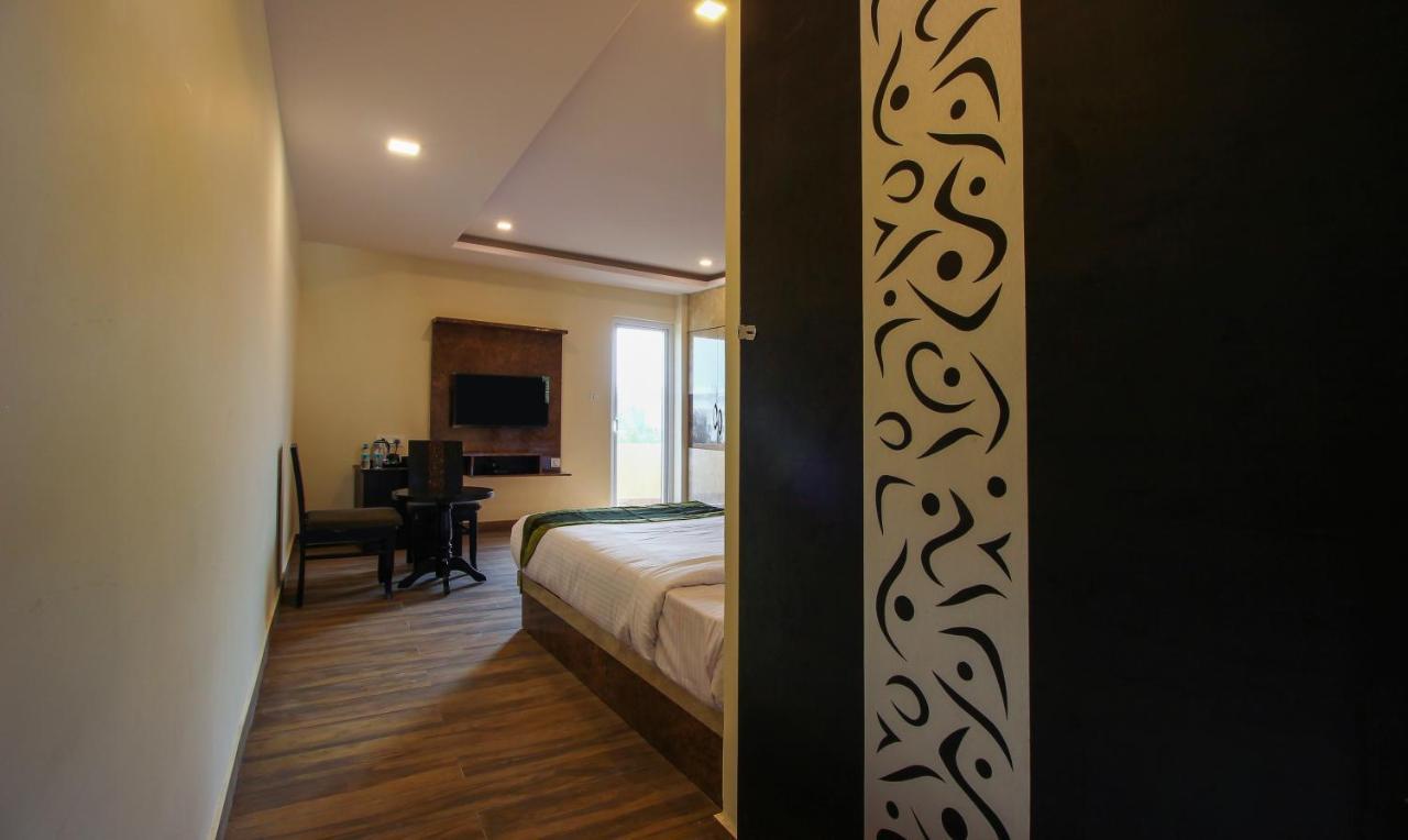 Treebo Address Inn, Banjara Hills Hyderabad Exterior photo