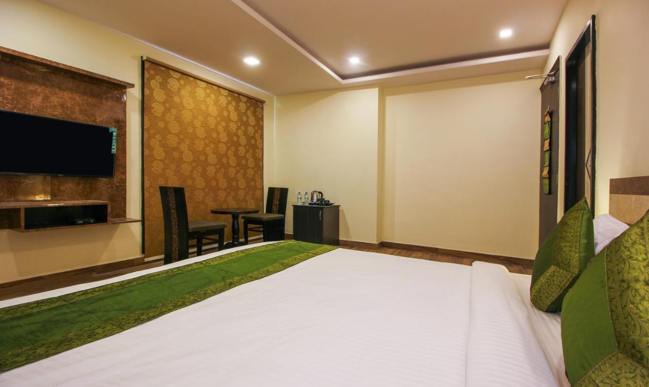 Treebo Address Inn, Banjara Hills Hyderabad Exterior photo