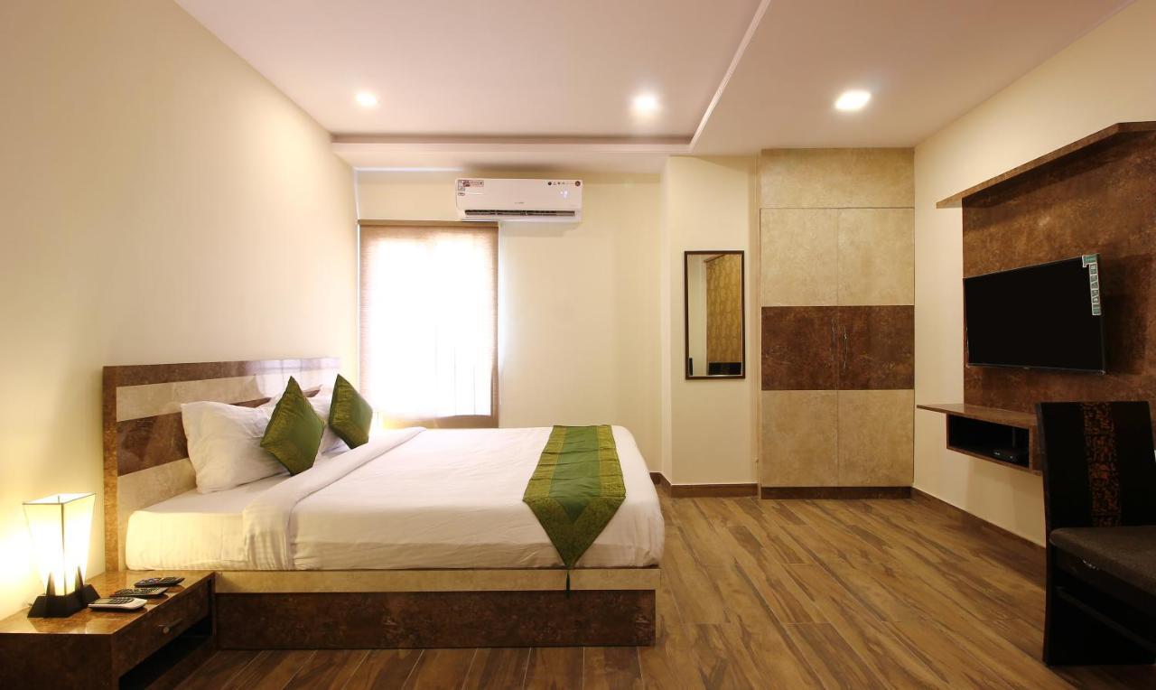 Treebo Address Inn, Banjara Hills Hyderabad Exterior photo