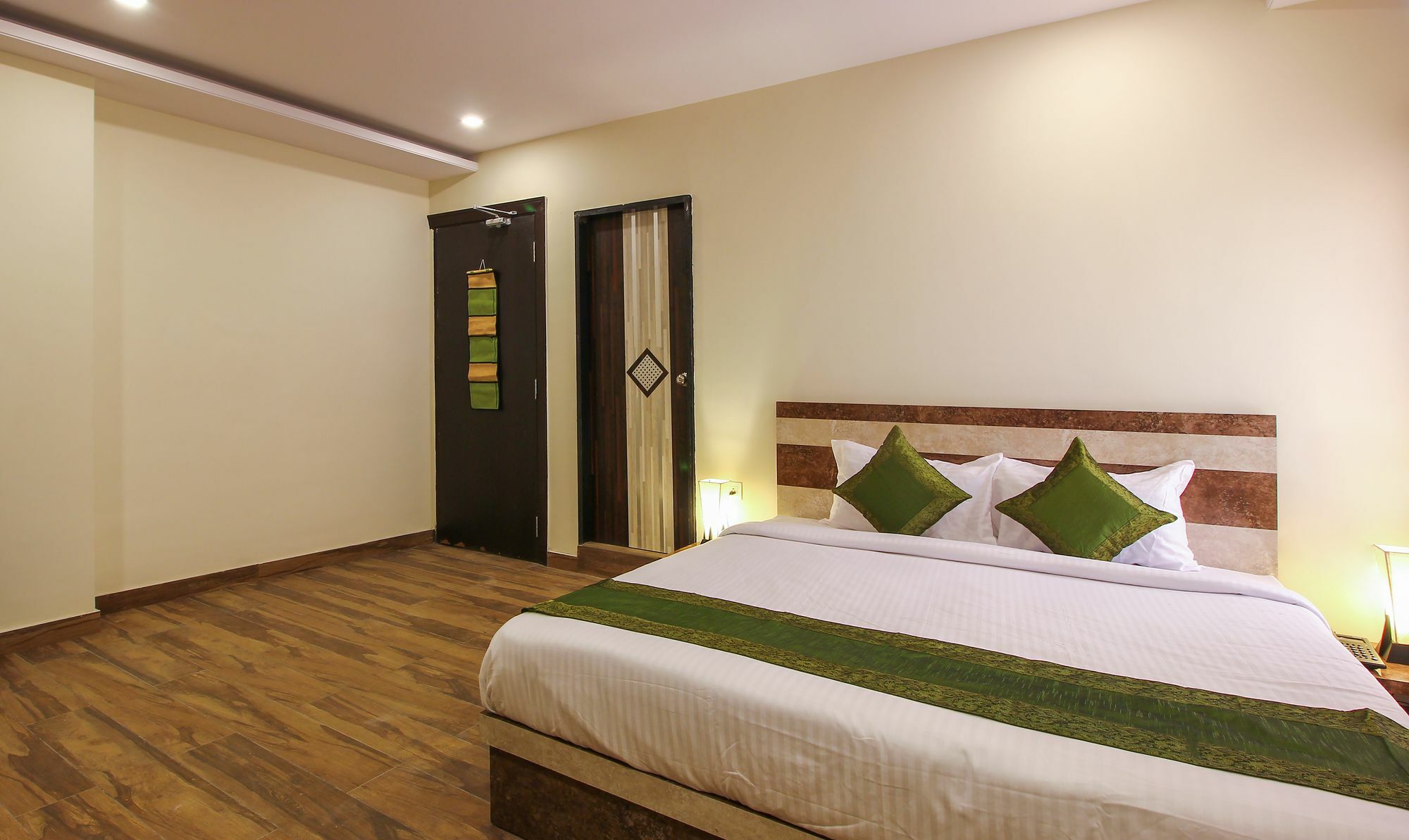 Treebo Address Inn, Banjara Hills Hyderabad Exterior photo